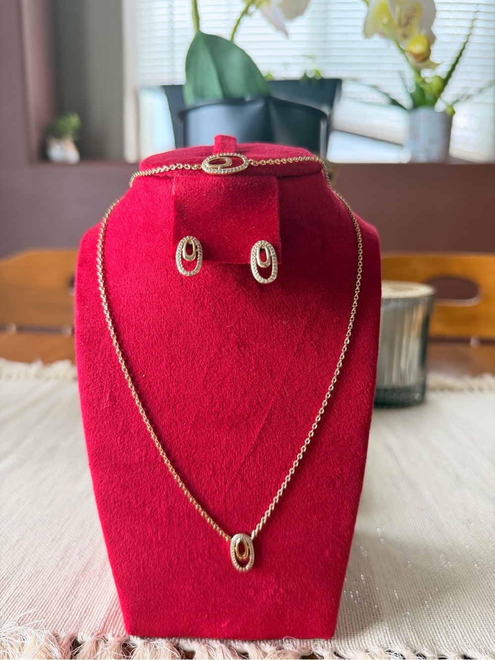 Gold Oval Link Necklace & Earring Set - Elegant Gold Women's Jewelry